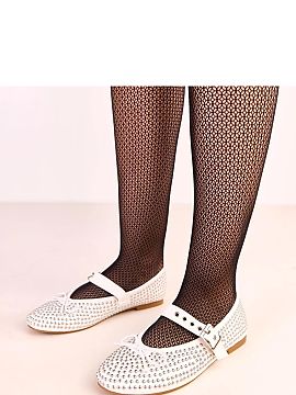 Balerinki Solea  Balerinii fermecători cu cataramă, realizați din piele ecologică de înaltă calitate, care combină stilul clasic cu detalii la modă. 