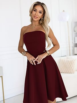Rochie elegantă Numoco  Simți-te special în această creație elegantă! Rochia corset bordo de la Numoco este o combinație de eleganță atemporală cu design m