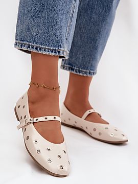 Balerinki Step in style  Balerini damă din piele ecologică. Cu toc plat, asigură confort chiar și în timpul purtării îndelungate. Pe mijlocul piciorului se af