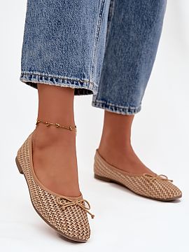 Balerinki Step in style  Balerinii de damă confecționați din material împletit sunt încălțăminte ușoară și elegantă, perfectă pentru ziua de zi. Modelul