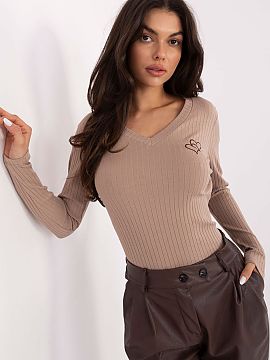 Bluză Rue Paris  Bluza elegantă și feminină din material cu dungi, perfectă pentru zi de zi. Realizată dintr-un material plăcut la atingere, cu adaos d