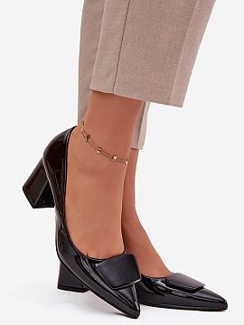 Pantofi dcu toc gros Step in style  Decolteuri de damă din piele ecologică sunt o propunere clasică care combină eleganța atemporală cu confortul purtării. Modelul plasa