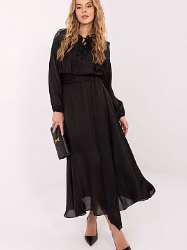 rochie de zi Rue Paris  Rochia elegantă cu croială cloș este o propunere stilată potrivită pentru ziua de zi, la birou și pentru ocazii speciale. Realizată d