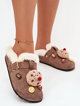 Papuci Step in style  Papuci de damă din piele ecologică sunt un model confortabil și elegant, perfect pentru zilele mai reci. Blana moale din interior asigur�