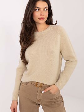 sweter Italy Moda  Pulover casual pentru femei este o propunere excelentă pentru ținutele de zi cu zi, în care confortul și simplitatea atemporală sunt im