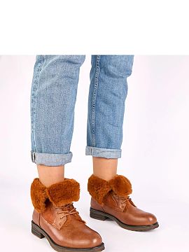 Botki Solea  Botinele cu blăniță sunt alegerea perfectă pentru zilele mai reci pentru persoanele care apreciază confortul și aspectul modern. Reali