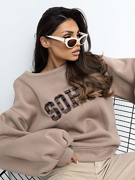 Bluza Rue Paris  Bluza elegantă de damă cu caracter casual, ideală pentru ținutele zilnice și confortabile. Confecționată dintr-o amestec moale de bum