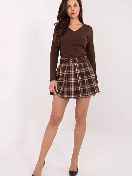 Fustă scurtă Italy Moda  Această fustă mini în carouri clasice este alegerea ideală pentru femeile care apreciază combinația dintre stil și confort. Datorită