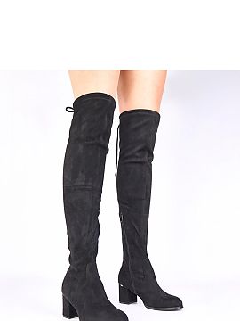 Cizme cu toc Solea  Descoperă stilul și confortul unic oferite de cizmele negre până la genunchi cu toc Elai de la marca Gemre. Este o propunere ideală pen