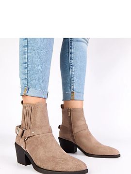 Cizme cu toc Solea  Descoperiți stilul și confortul deosebit pe care îl oferă botinele gri cu toc și cataramă decorativă Ritama de la brandul Gemre. Este