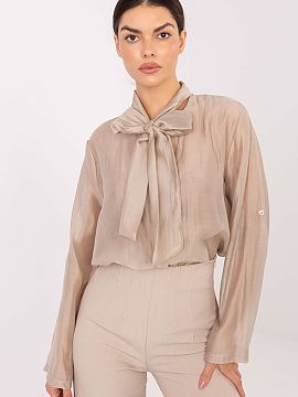 cămașă cu mânecă lungă Factory Price  Cămașa elegantă clasică pentru femei, ideală pentru ziua de zi, la locul de muncă și pentru ocazii mai formale. Realizată dintr-o am