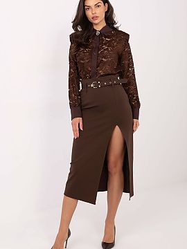 Fustă Rue Paris  Fusta midi eleganta și stilată, ideală pentru ocazii speciale, petreceri și ieșiri seara. Realizată dintr-o combinație de viscoză ș