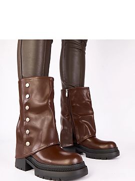 Botine cu platformă Solea  Botinele de ciocolată cu un guler răsucit pe platformă de la Carla marca Gemre reprezintă o combinație perfectă între aspectul modern