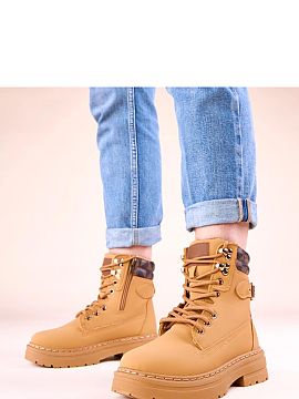 Bocanci Solea  Descoperiți cea mai recentă propunere pentru sezonul toamnă-iarnă: ghetele maro căptușite cu piele ecologică mată Selio. Aceste ghet