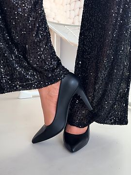 Pantofi cu toc subţire (stiletto) Step in style