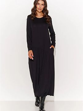 rochie de zi Makadamia  Rochia neagră maxi este fabricată dintr-un material de viscoză ușor. Rochia are un decolteu rotund și buzunare încorporate pe laturi. 