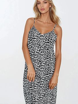 Cămaşă de noapte Momenti Per Me  O cămașă de noapte elegantă, cu o croială zveltă și lejeră, asigurând confortul complet al purtării. Confecționată din viscoză 