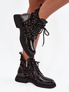 Botine Step in style  Botinele pentru femei realizate din piele naturală lacuită sunt o propunere care combină eleganța cu funcționalitatea. Datorită supraf