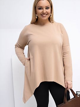 Tunică marime plus Relevance  Bluza de damă de mărime mare este o propunere confortabilă și stilată, ideală pentru ținutele de zi cu zi într-o abordare casual. Co