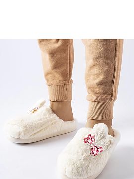 Papuci Solea  Nasul rotund le conferă farmec și le face vizual atrăgătoare. Fabricate din cauciuc de înaltă calitate, acestea oferă o durabilitate 