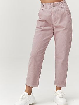 Pantaloni pentru femei Makadamia  Pantaloni de catifea dama stilosi, cu croiala simpla si moderna, sunt alegerea ideala pentru femeile care apreciaza confortul si stilul atem