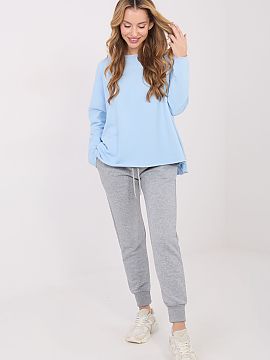 Bluzka Factory Price  Bluza casual cu croială lejeră oversize, combinând confortul cu stilul modern. Realizată dintr-o amestec moale de bumbac și poliester, 