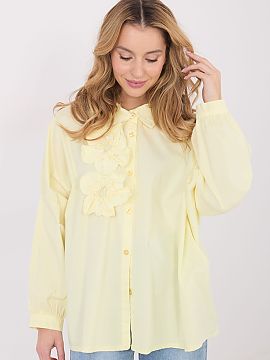 cămașă cu mânecă lungă Factory Price  Bluza casual pentru femei, închisă cu nasturi, care combină confortul cu un accent feminin și decorativ. Confecționată din bumbac moal