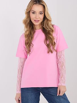 Bluzka Italy Moda  Bluza de damă casual zilnică combină simplitatea cu un accent delicat și feminin. Fabricată dintr-o amestec de înaltă calitate de bum