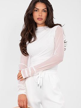 Bluză Italy Moda  O bluză elegantă și bine croită pentru femei este o propunere specială pentru femeile care apreciază stilul și versatilitatea. Se va 