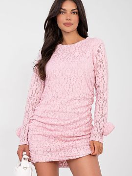 Rochie scurtă Italy Moda  Rochie elegantă din dantelă cu caracter cocktail, ideală pentru ocazii speciale și ieșiri festive. Modelul sub formă de rochie creion 