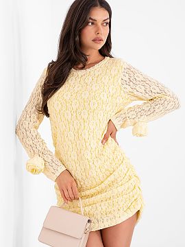 Rochie scurtă Italy Moda  Rochie eleganta din dantela cu un caracter cocktail, perfecta pentru ocazii speciale si iesiri de petrecere. Modelul sub forma de rochie cre