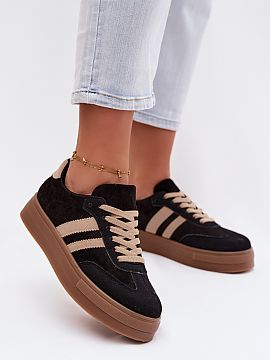 Pantofi de sport Step in style  Stilosoarele pentru femei din piele ecologică sunt o combinație între aspectul modern și confortul de zi cu zi. Modelul plasat pe o plat