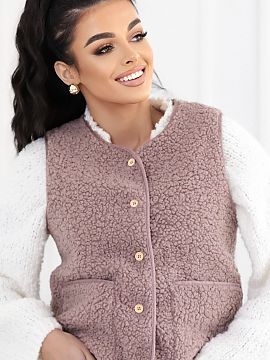 Vestă Factory Price  Vesta teddy din blană artificială este un element elegant și confortabil al garderobei, perfect pentru sezonul toamnă/iarnă. Realizată