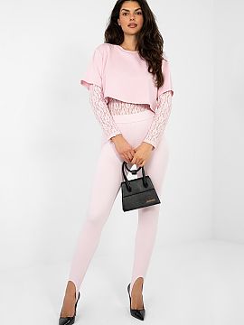 Jambiere lungi Rue Paris  Leggings lungi cu tiv sub călcâi sunt o propunere ideală pentru femeile care apreciază confortul și stilul în viața de zi cu zi. Fabr