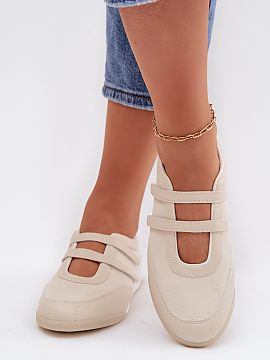 Balerini Step in style  Balerinii de damă din piele ecologică în stil sportiv sunt o propunere confortabilă și modernă pentru fiecare zi. Cele două benzi pla