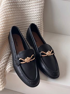 Loafers Step in style