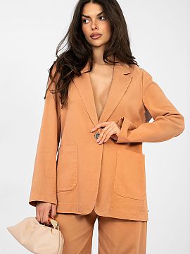 Sacou Rue Paris  Această geacă de damă din denim este un element versatil al garderobei, care combină perfect croiala clasică cu stilul zilnic și lejer