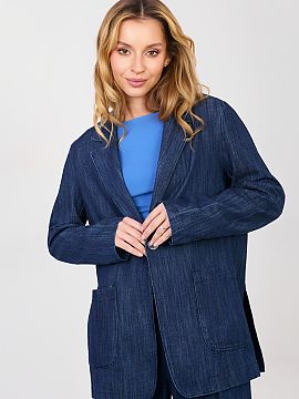 Sacou Rue Paris  Această geacă de damă din denim este un element universal al garderobei, care îmbină perfect croiala clasică cu un stil zilnic și lej