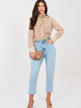 Jeanşi Factory Price  Jeansi de damă stil mom jeans sunt o propunere atemporală pentru femeile care apreciază confortul și un look casual și la modă. Modelu