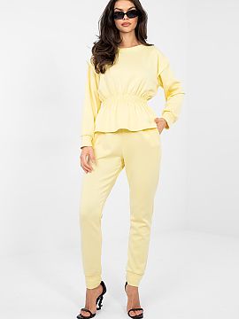 set Rue Paris  Set elegant pentru femei format dintr-o bluză și pantaloni, ideal pentru zi de zi și pentru muncă într-o versiune mai puțin formală. 