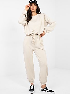 set Rue Paris  Setul de trening pentru femei format dintr-o bluză și o pereche de pantaloni este o propunere excelentă pentru ziua de zi pentru femeile 