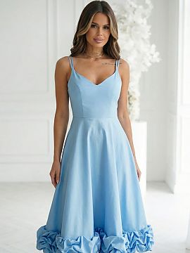 Rochie de seară Bicotone  Rochie elegantă de lungime midi, închisă cu fermoar ascuns. Partea de sus, cu decolteu în formă de inimă și bretele subțiri duble, p