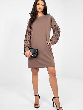 Rochie de zi Rue Paris  Rochie sport mini care îmbină confortul cu stilul feminin. Realizată dintr-un material extrem de plăcut la atingere, de tip butter soft,