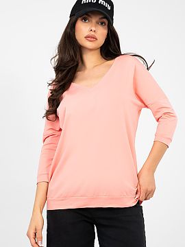 Bluzka Rue Paris  Bluza de zi cu zi cu un model neted atemporal este baza ideală pentru multe stilizări. Realizată din bumbac de înaltă calitate cu adaos