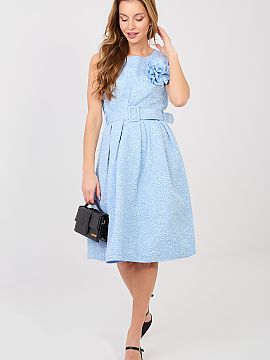 rochie formală Rue Paris  Rochie elegantă de ocazie creată special pentru evenimentele deosebite și ieșirile stilate la petreceri. Croiala evazată subliniază fr