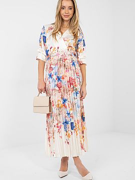 rochie de zi Italy Moda  Rochia maxi de vară cu croială evazată este o combinație de lejeritate, eleganță și stil feminin. Modelul impresionează cu un model 