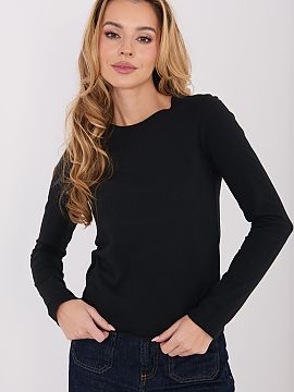 Bluzka Factory Price  Bluza de bază cu croială slim fit este un element universal al garderobei, care se potrivește perfect atât pentru ziua de zi, cât și p