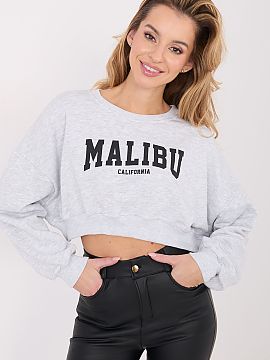 Bluză Factory Price  Bluza de damă în stil casual este o alegere excelentă pentru femeile care apreciază confortul și aspectul modern în fiecare zi. Croial