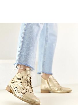 Botine Solea  Botine elegante cu un design clasic, care completează perfect atât ținutele de zi cu zi, cât și cele mai elegante. Realizate din piele 
