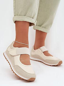 Pantofi de tip semi-sport Step in style  Pantofi sport pentru femei sunt o propunere confortabilă pentru activitățile zilnice. Realizate din piele ecologică. Închiderea cu scai